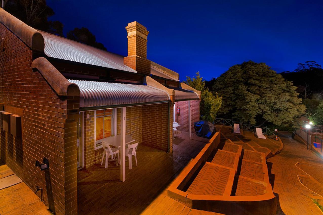 Mundaring Weir Hotel Εξωτερικό φωτογραφία
