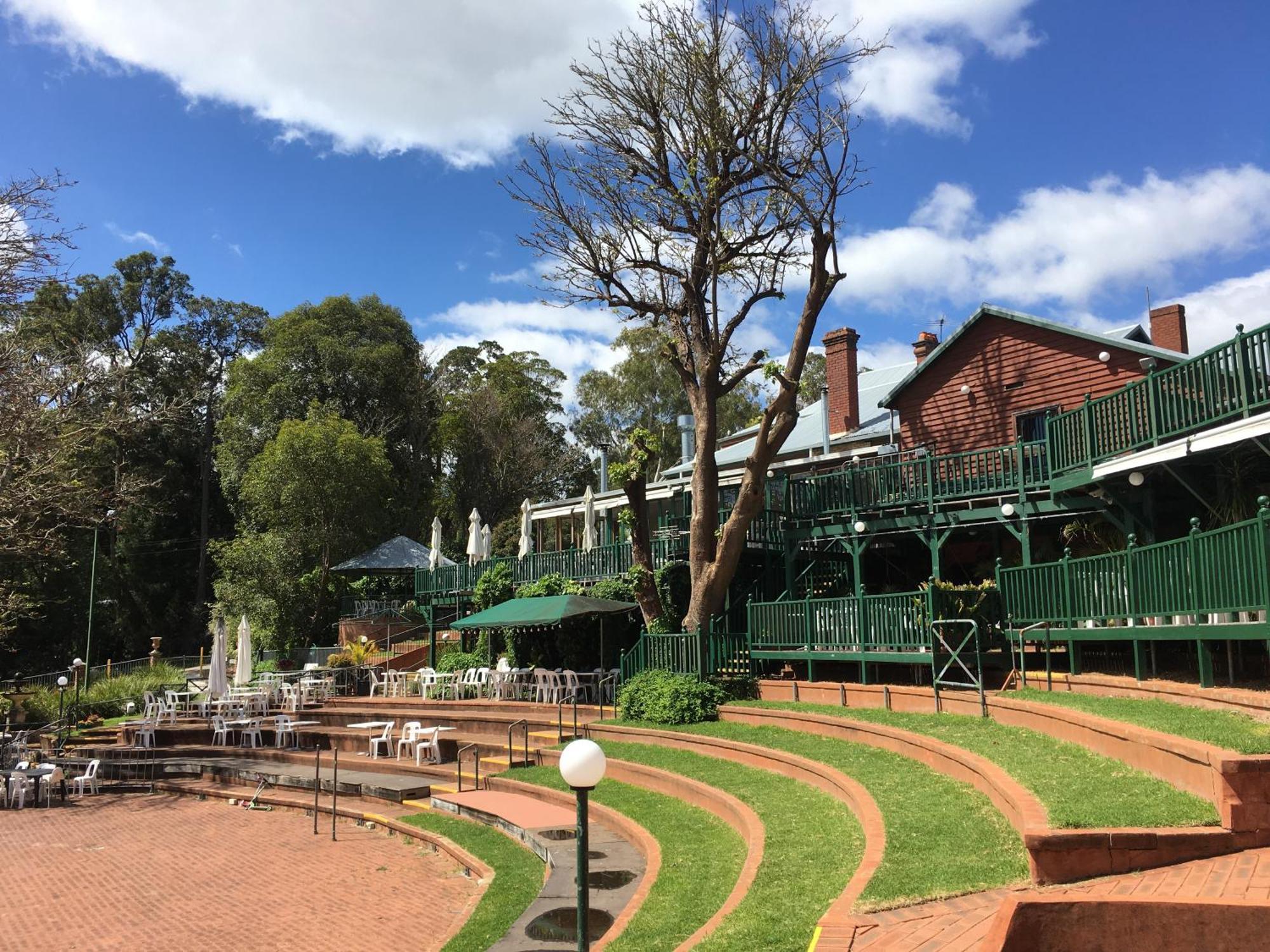 Mundaring Weir Hotel Εξωτερικό φωτογραφία